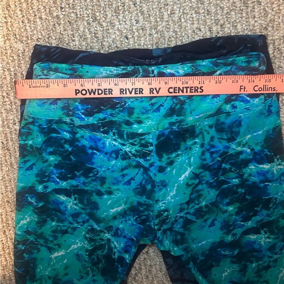 Soft Surroundings (lot of two )Teal and Black Petite Medium Leggings - Picture 7 of 11